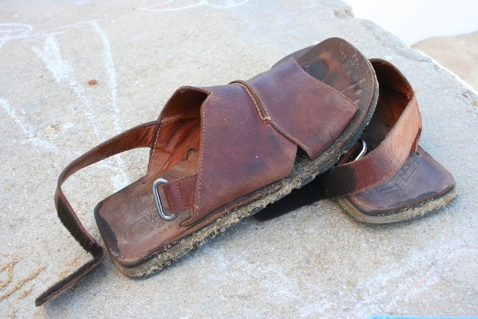 The pair hid more than a kilogram of meth inside their sandals. Photo: Pixabay