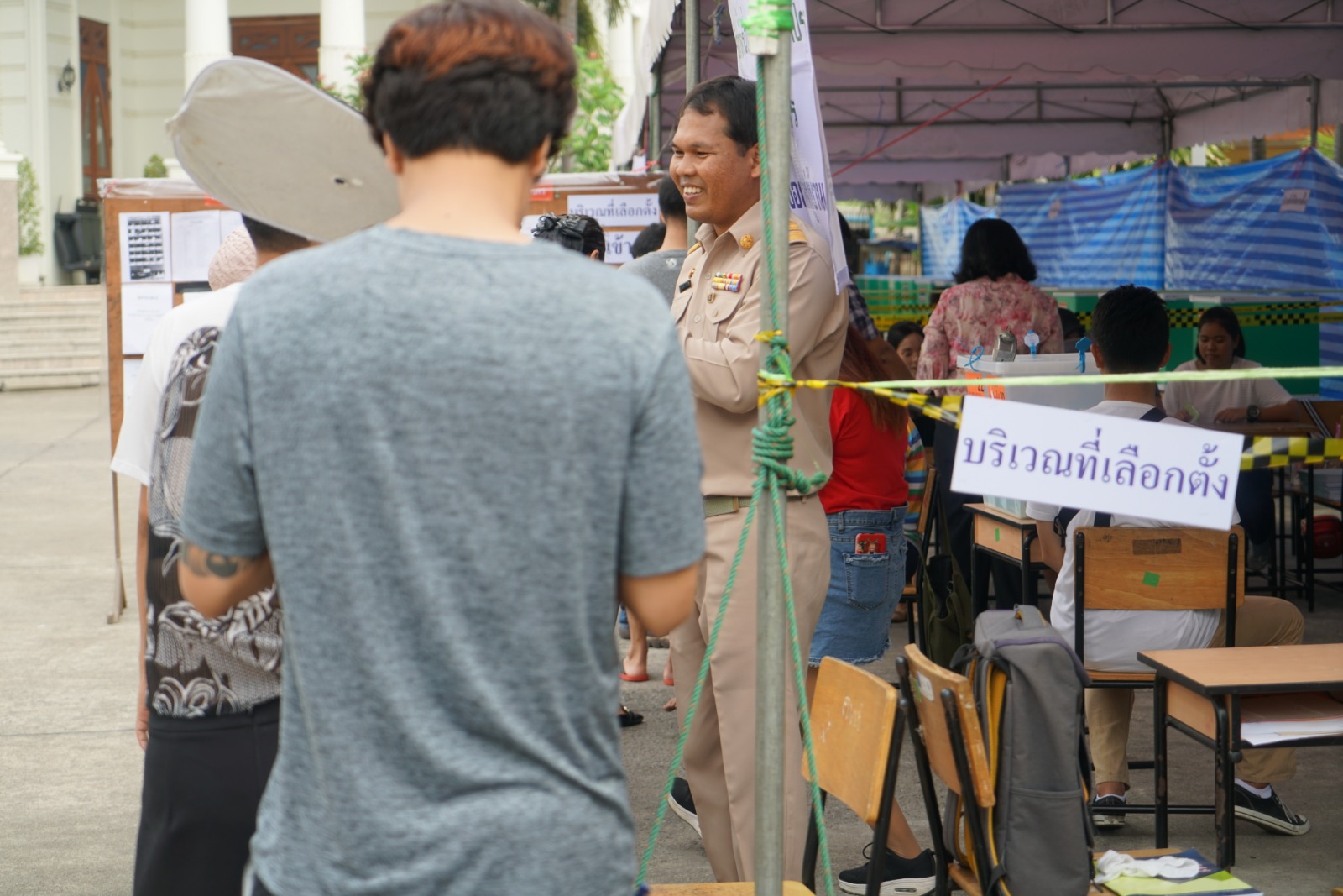 Voters and a Bangkok polling station. Photo: Teirra Kamolvattanavith/ Coconuts Media