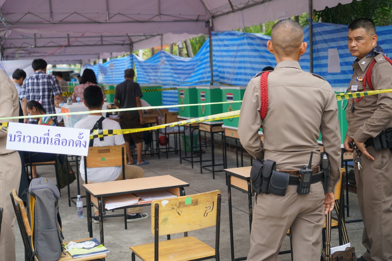 Voters at a Bangkok polling station. Photo: Teirra Kamolvattanavith/ Coconuts Media