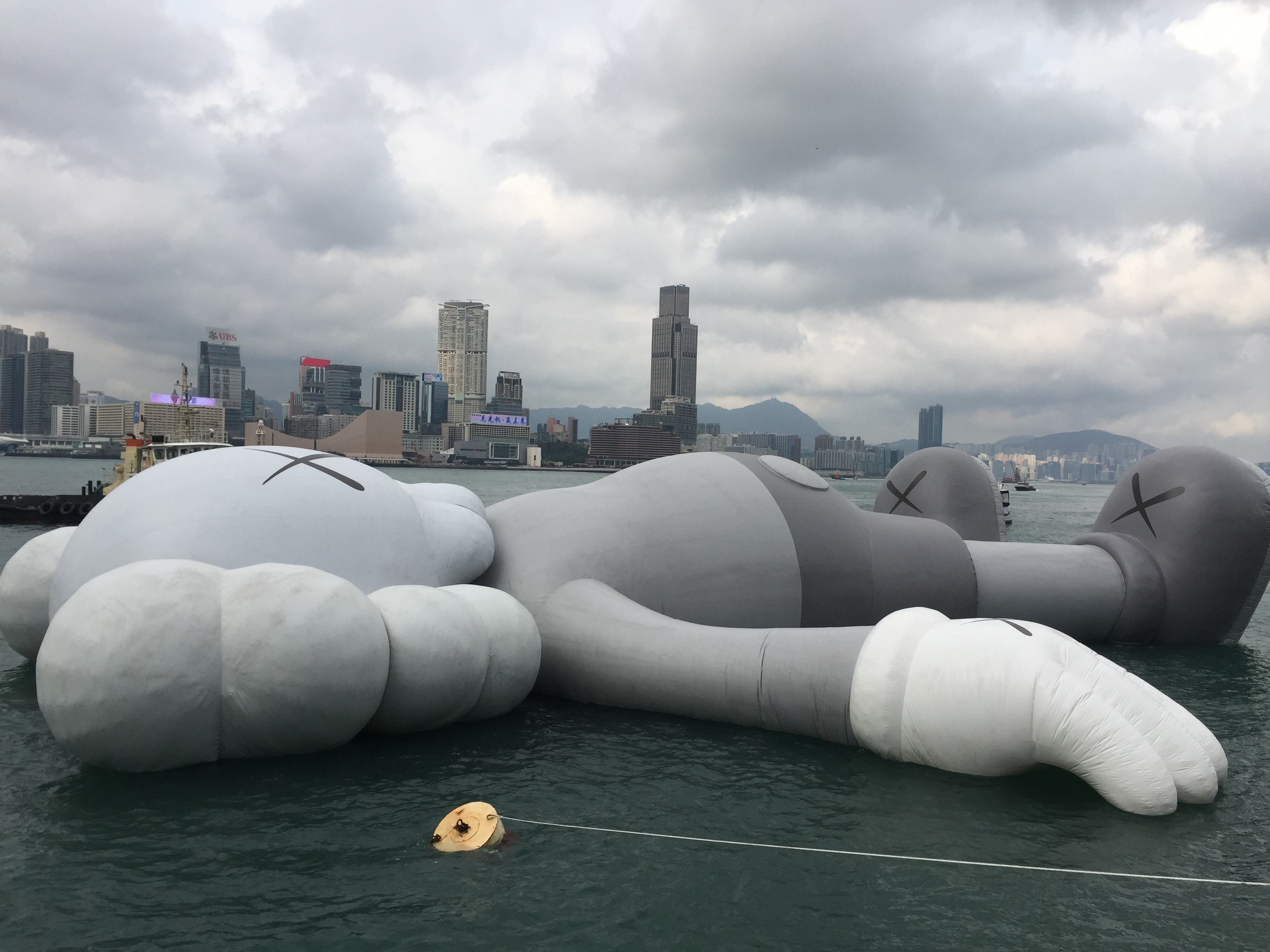 The “KAWS:HOLIDAY” installation moored on the Hong Kong waterfront this afternoon. Photo by Stuart White.
