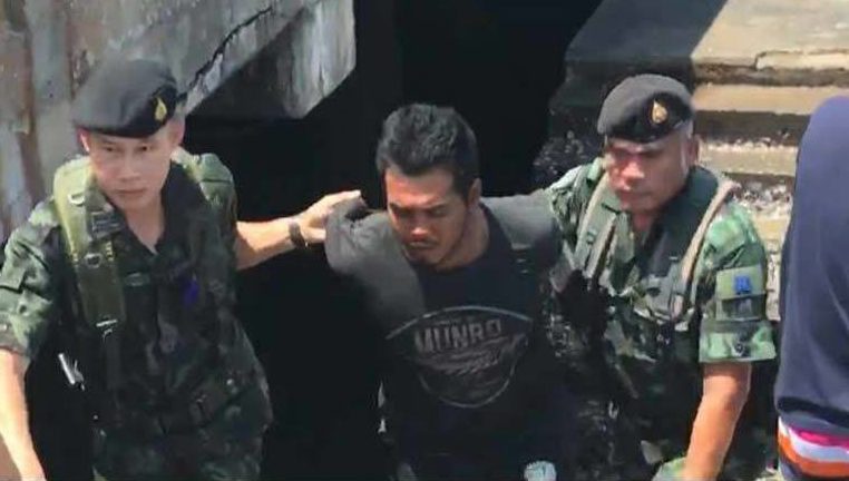Ronnakorn Romruen being arrested in April 2019. Photo: Line Share Cao Cao / Facebook 