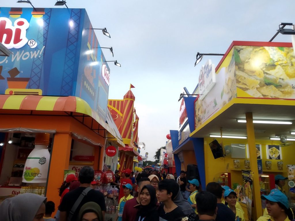 Stands at Jakarta Fair. Photo: Twitter/@JakartaFairID