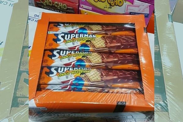 Superman chocolate wafers sold on e-commerce platform Tokopedia. Photo: Tokopedia