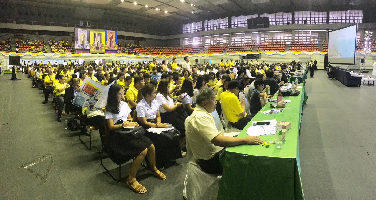 The Public hearing at the Thai-Japanese Stadium in Bangkok’s Din Daeng district on Friday. 