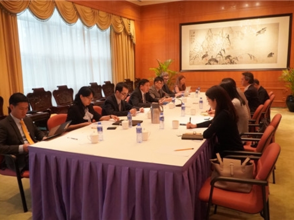 A meeting between members of the press and the Office of the Commissioner of the Ministry of Foreign Affairs earlier this week. Photo via the OCMFA.