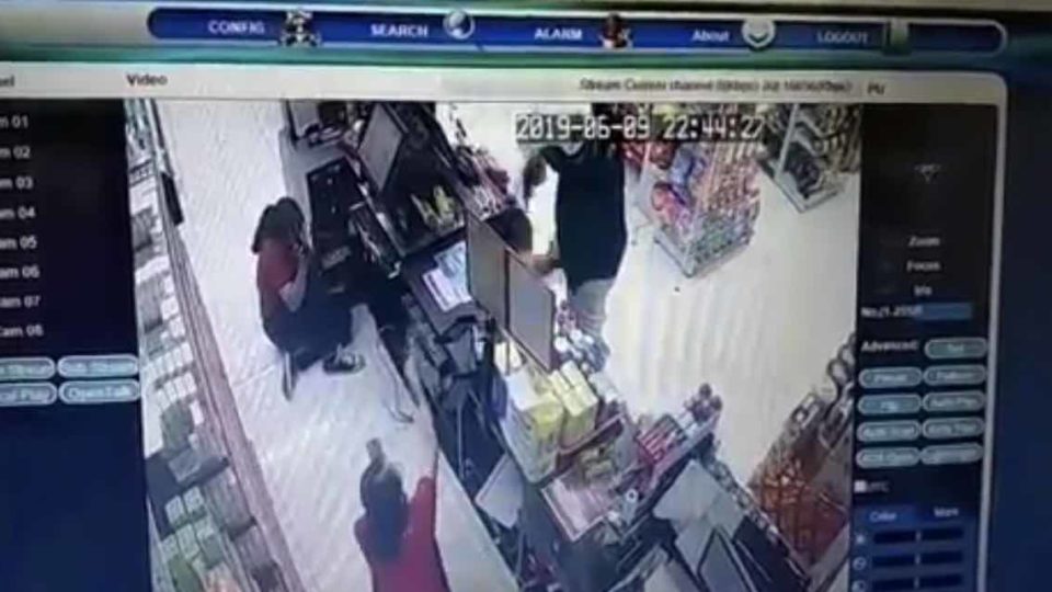 A screenshot of CCTV footage from the robbed Alfamart in Kerobokan. Photo: Denpasar Viral / Instagram