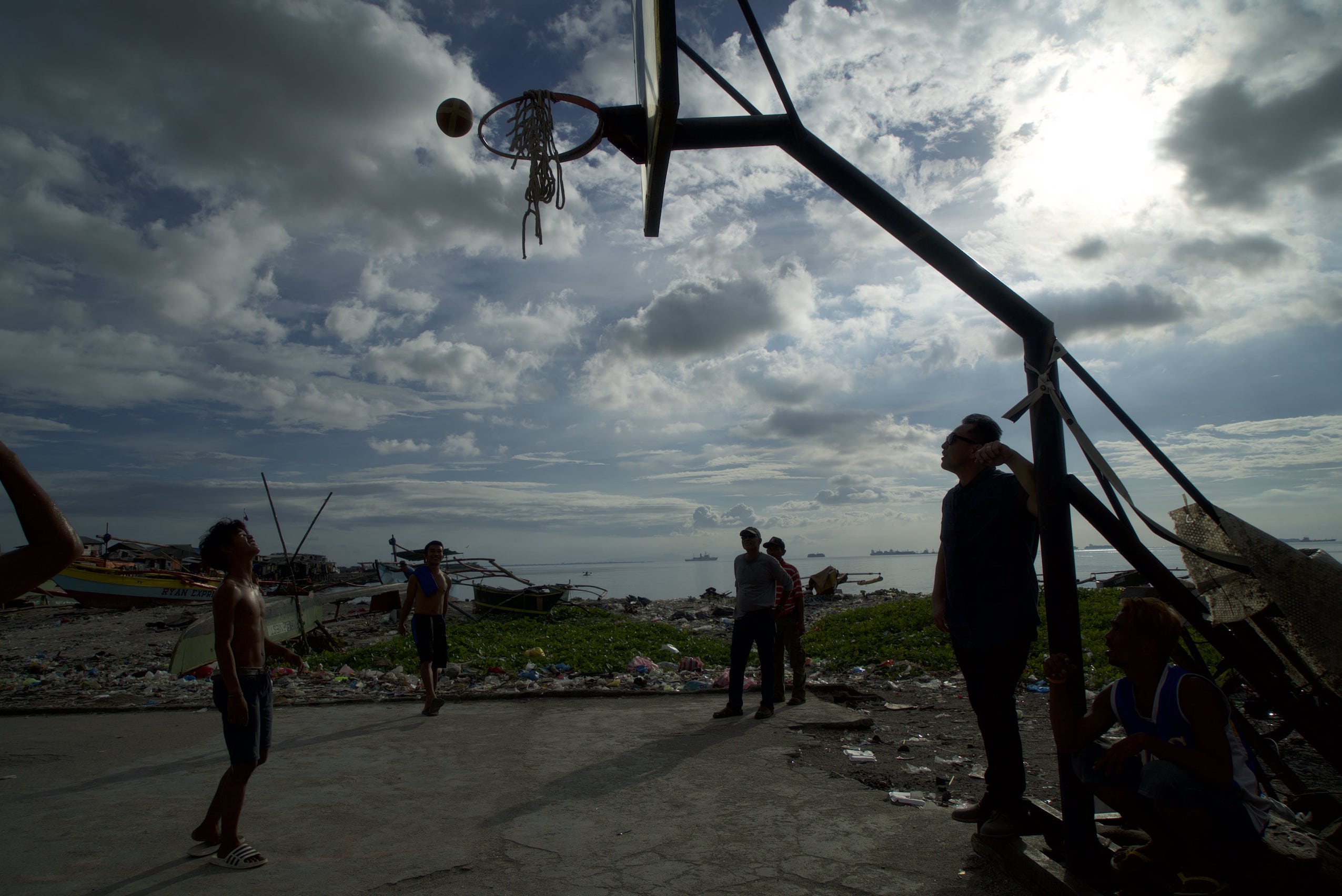 Inmates playing basketball in Iwahig Prison and Penal Farm. Photo: Discovery Channel