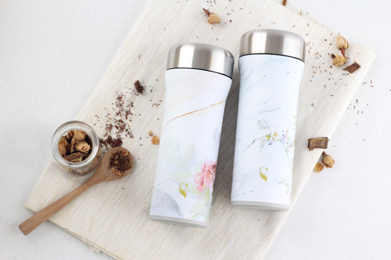 Porcelain thermal flasks. Photo: Swanz