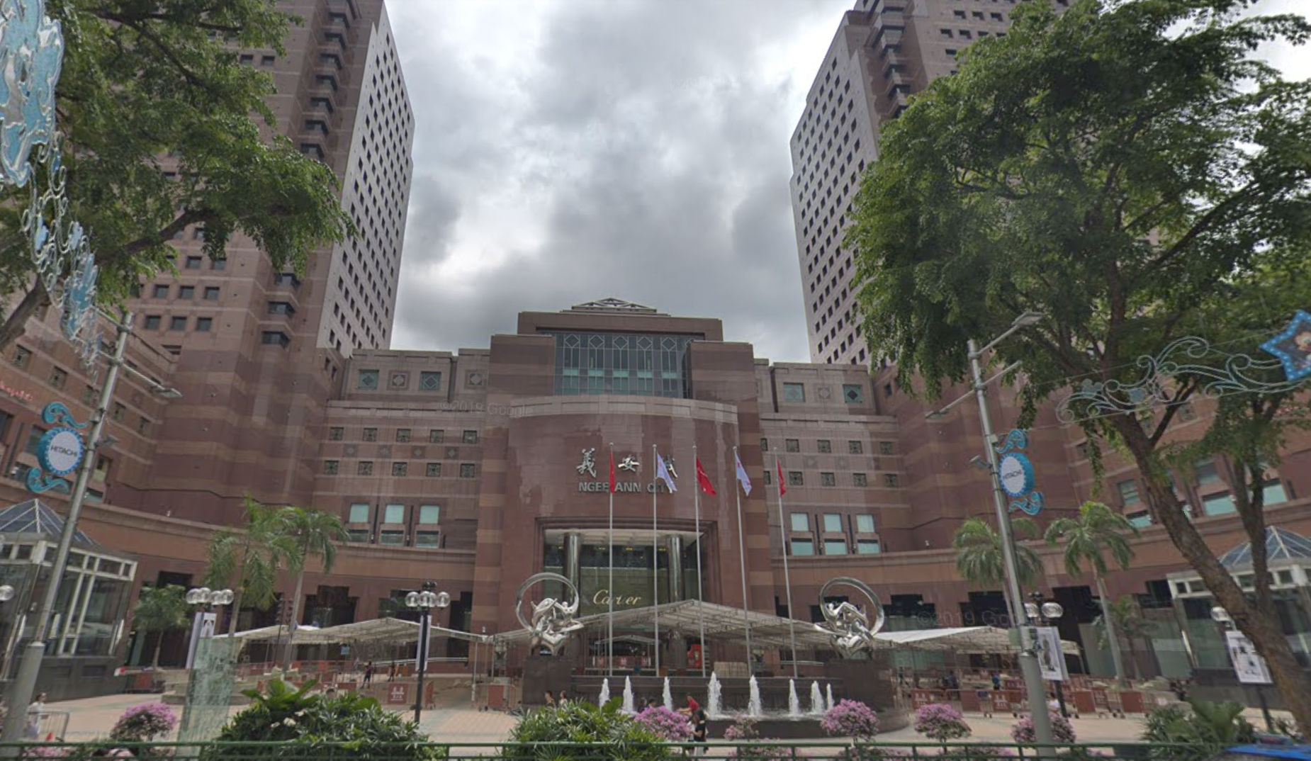 A screenshot of Ngee Ann City shopping centre at Orchard Road taken from Google Street View. 