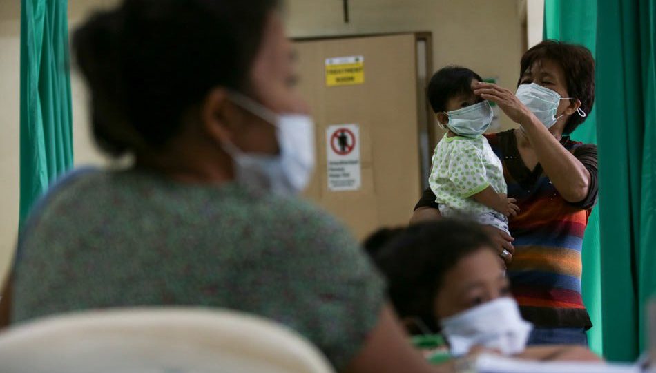 Children at the emergency room in San Lazaro Hospital in Manila. <i></noscript>Photo: ABS-CBN News. </i>