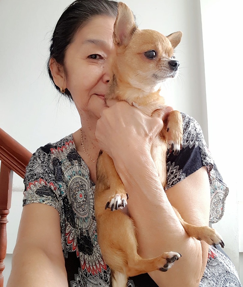 Old woman and little dog / Facebook