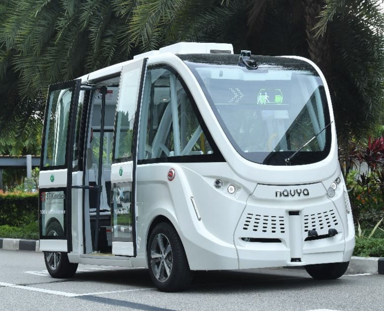 Views of the self-driving shuttle. (Photo: Sentosa)