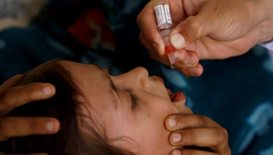 A child getting vaccinated for polio. <i></noscript>Photo: ABS-CBN News</i>