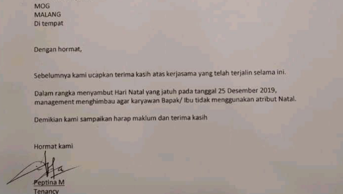 A circular issued by a mall in Malang, East Java advising tenants that their employees refrain from wearing Christmas-themed fashion accessories. Photo: Twitter
