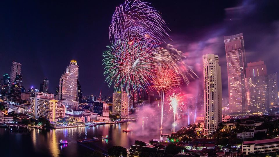 Fireworks over Bangkok’s Chao Phraya River. Photo: Iconsiam
