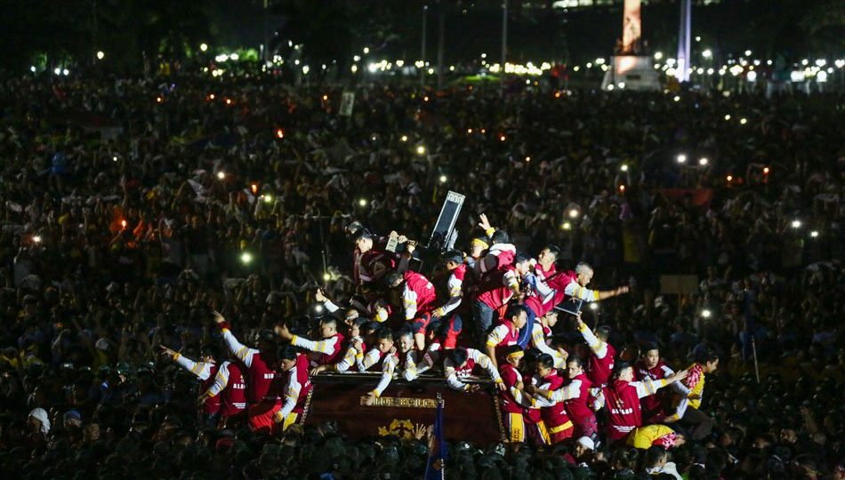 The procession started shortly before 4am at the Quirino Grandstand today. Photo: Jire Carreon/ABS-CBN News