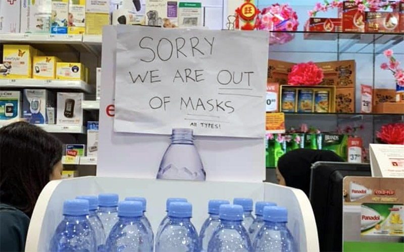 ‘Sorry we are out of masks’ greeted customers at Unity Pharmacy in Singapore's Hillion Mall. Photo: Joy Larsen/Facebook