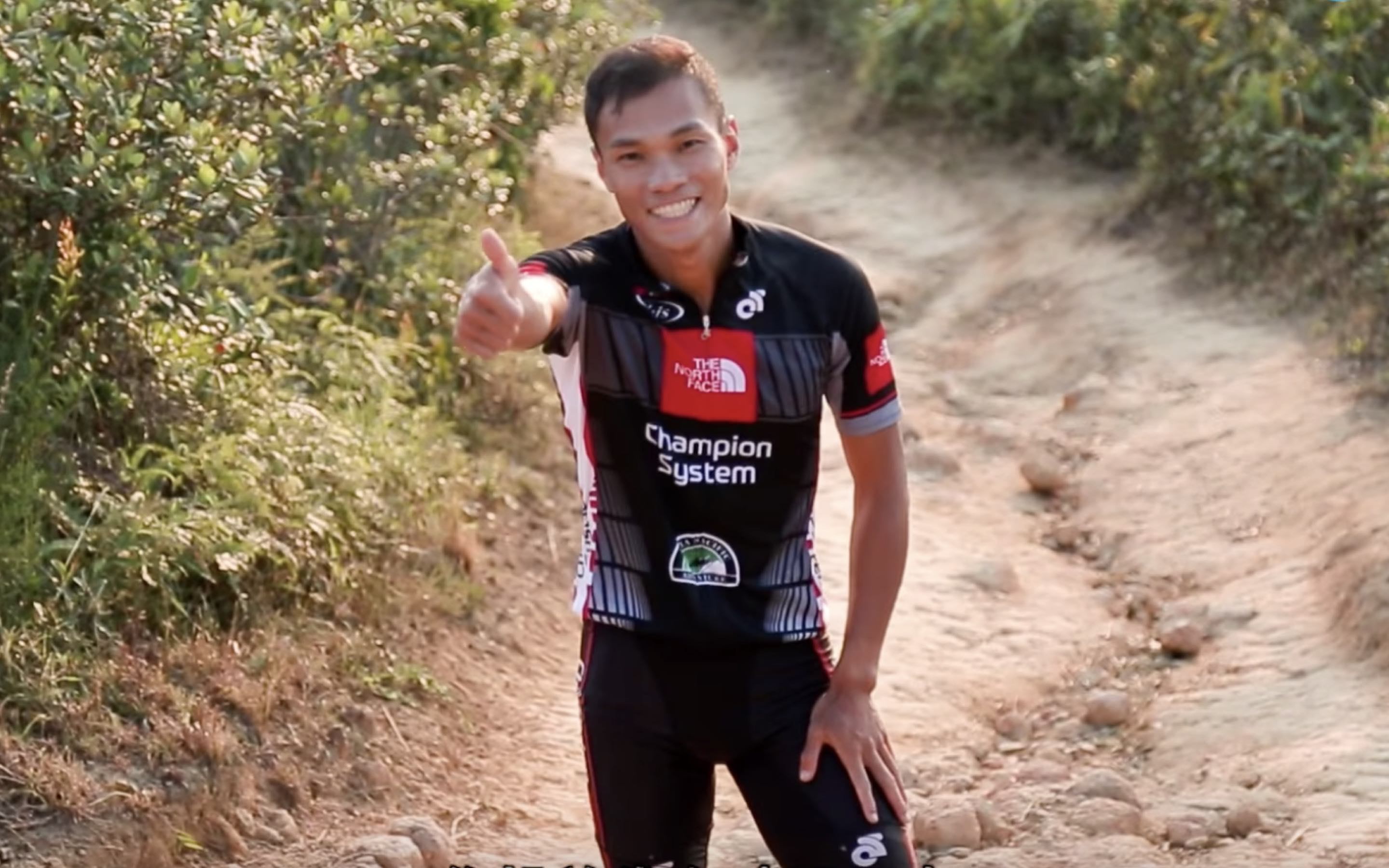 Trail runner Wong Ho-chung. Screengrab via YouTube.