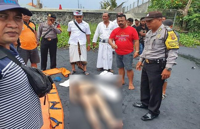 The body of a Russian tourist recovered after she drowned at Pasut Beach on Feb. 19, 2020. Photo: Istimewa