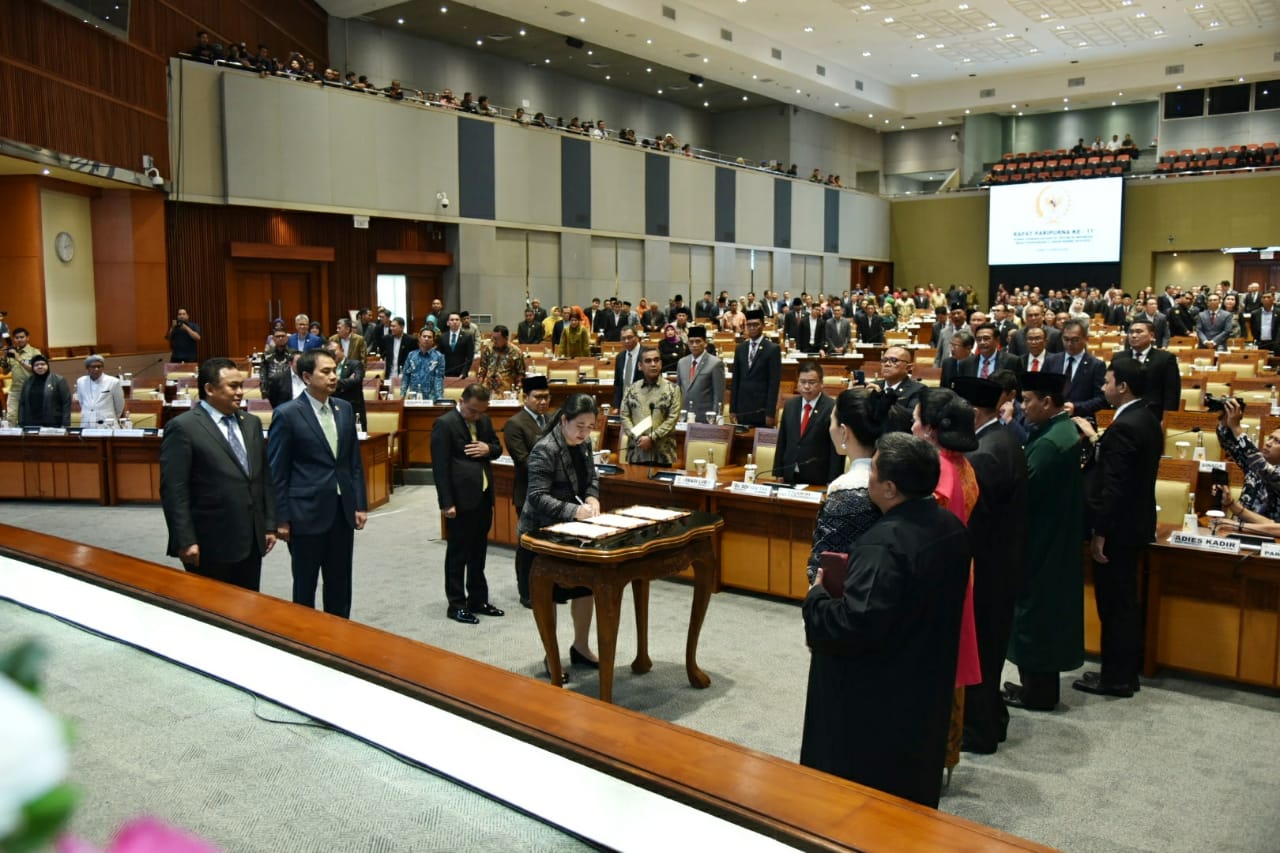 Indonesia’s members of parliament during a plenary session in February 2020. Photo: Twitter/@DPR_RI
