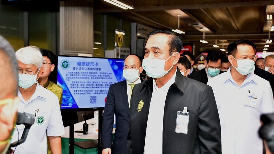 Prime Minister Prayuth Chan-o-cha wears a mask at Suvarnabhumi Airport earlier in March. Photo: Department of Disease Control / FB
