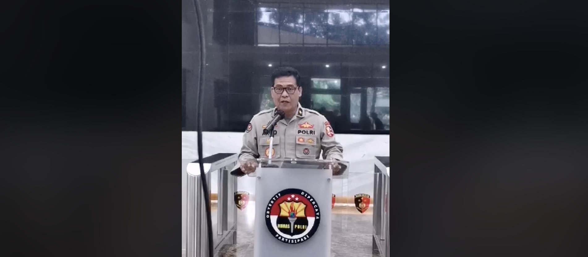 Indonesia’s National Police Spokesman Argo Yuwono via live press conference on April 14, 2020. Photo: Facebook screengrab