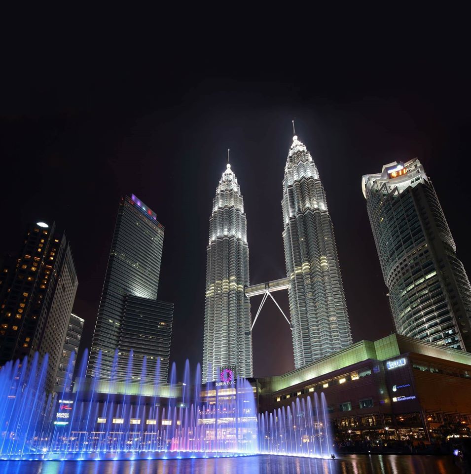 KLCC welcomes shoppers with door gifts. Photo: Suria KLCC