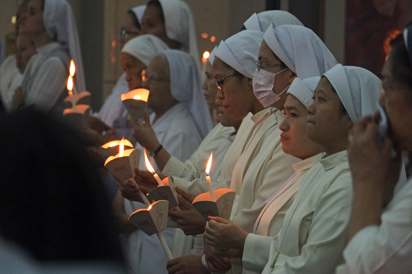 Nuns hearing mass in the Philippines. Photo: CBCP News/FB