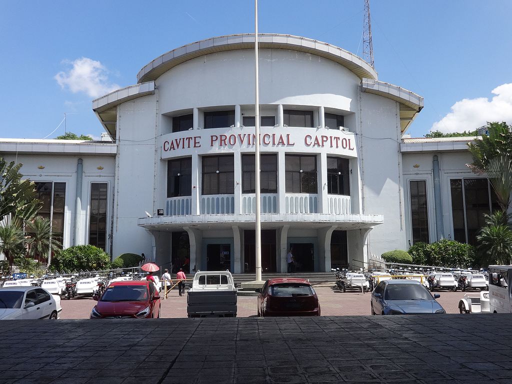 The Cavite Provincial Capitol<i></noscript>Photo: Patrick Roque / Wikicommons</i>