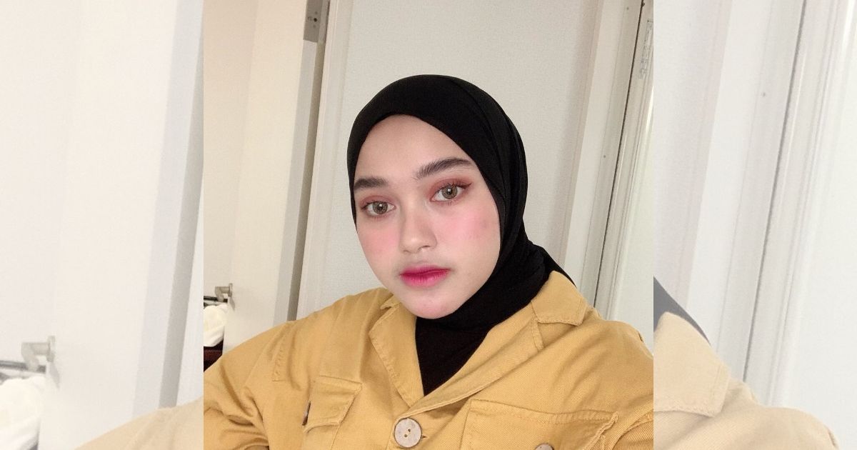 In a recent podcast she was featured in, Indonesian influencer Indira Kalistha suggested that people ought not to worry about the coronavirus and then boasting her own lack of preventative and hygiene measures amid this pandemic. Photo: Instagram/@indirakalistha
