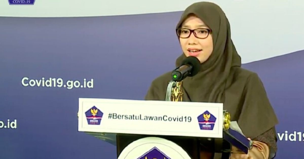 Dr. Dewi Nur Aisyah, an epidemiologist and a member of Indonesia’s COVID-19 Task Force, speaking at a press conference today (June 24). Photo: BNPB Indonesia