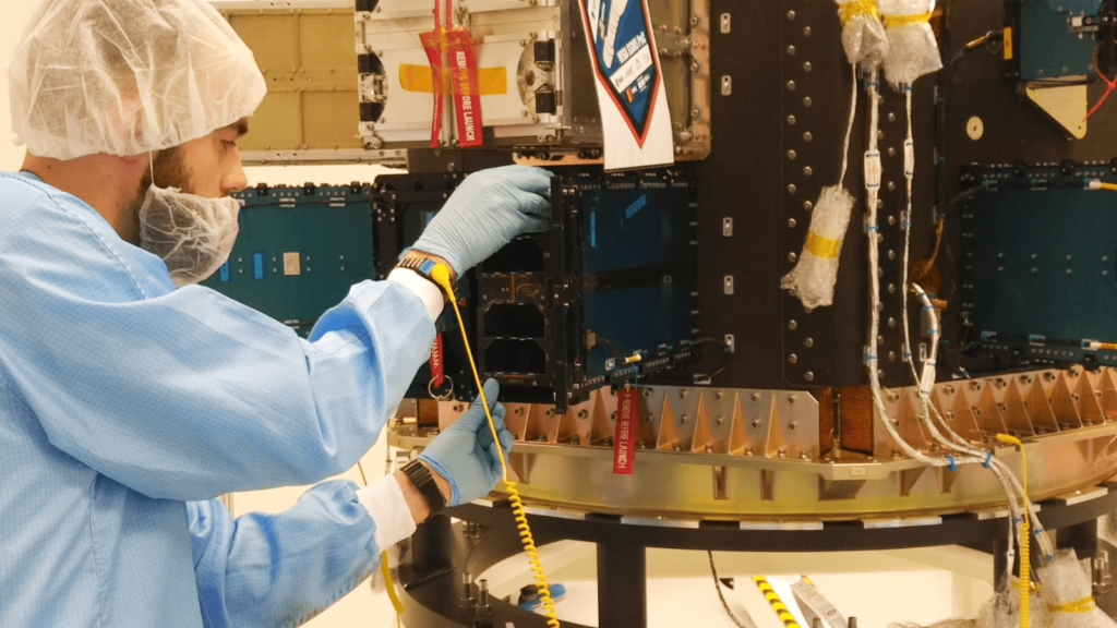 An image of Napa-1 satellite being inspected by an employee of satellite manufacturer Innovative Solutions in Space. Photo: ISIS – Innovative Solutions In Space B.V.
