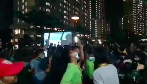 A dangdut concert at the Wisma Atlet emergency COVID-19 hospital on June 27, 2020. Photo: Video screengrab