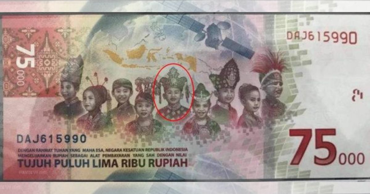 A hoax that has been circulating on social media claims that a young boy featured on the new IDR75K bill ⁠— one of nine children dressed in traditional costumes from across Indonesia ⁠— is wearing a “traditional Chinese costume.” The boy has since been identified as Muhammad Izzam Athaya, an elementary school student from Tarakan city. Photo: Istimewa
