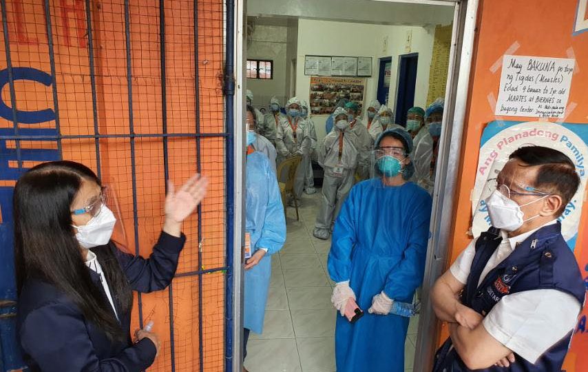 Health Secretary Francisco Duque inspects a healthcare facility. Photo: Department of Health/FB
