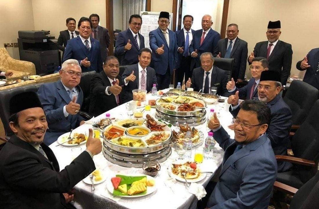 Malaysian politicians at the lavish feast. Photo: House of Patin /Facebook
