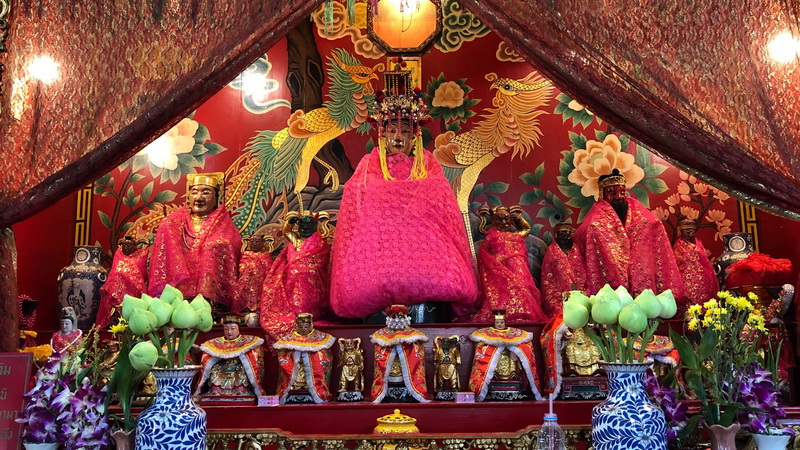 The Tubtim goddess state on Aug. 27 at her century-old shrine in Samyan. Photo: Coconuts