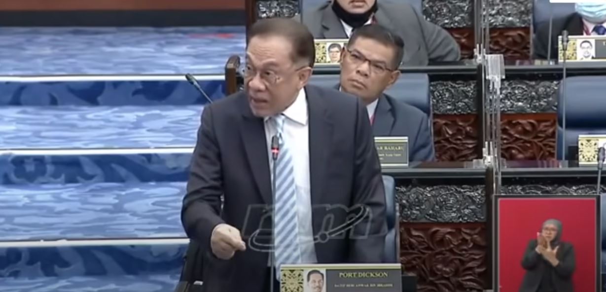 Anwar speaking in Parliament today. Photo: Radio Televisyen Malaysia

