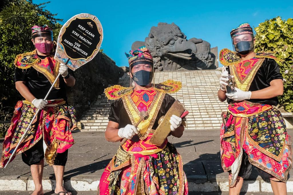 File photo of employees implementing health protocols at the Garuda Wisnu Kencana Cultural Park in Bali. Photo: Ministry of Tourism and Creative Economy