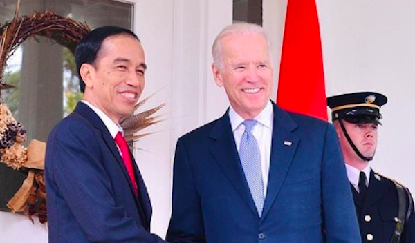 President Joko Widodo meeting then-US Vice President Joe Biden in Washington DC in 2015. Photo: Instagram/@jokowi
