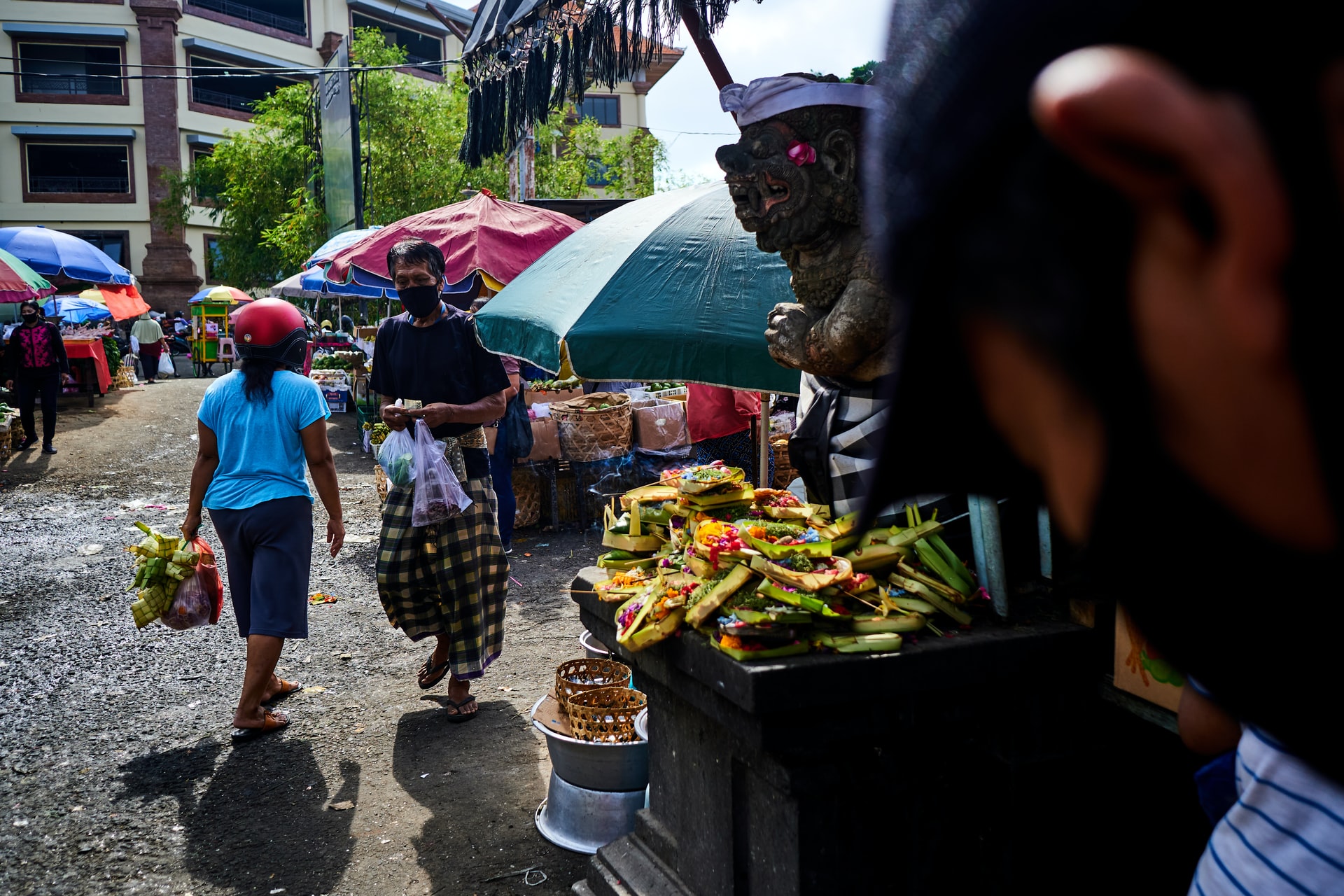 A scene from Pasar Badung. Photo: Wherda Arsianto/Unsplash
