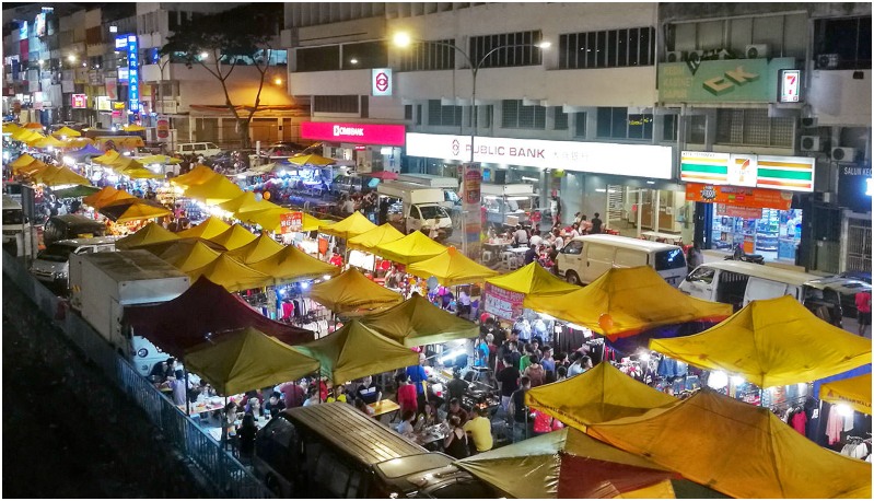 Aerial view of the Taman Connaught night market. Photo: Hotels.com
