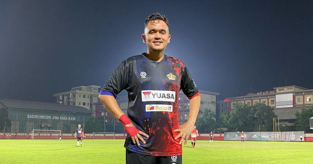 Some might say that Valentino Simanjuntak’s commentary style is over the top — peppered with yells of gibberish terms here and there — and some Indonesian soccer fans have had enough. Earlier this week, the hashtag #GerakanMuteMassal (#MassMuteMovement) was trending on social media in criticism toward Valentino. Photo: Instagram/@radotvalent