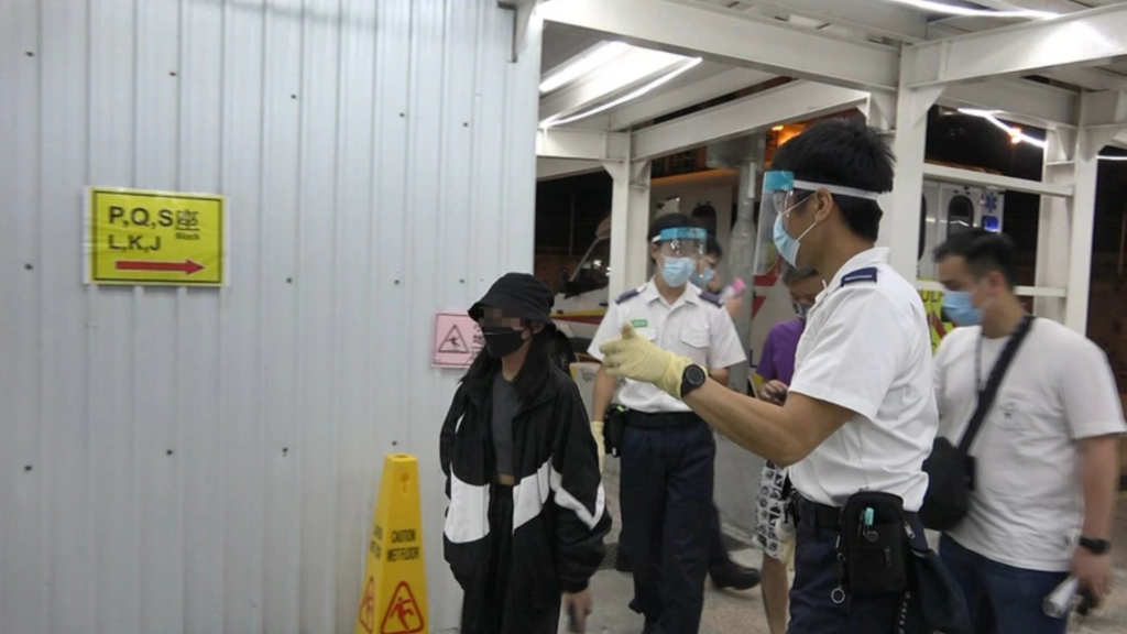 The 12-year-old girl was sent to hospital after the bullying incident in Wong Tai Sin. Photo: Apple Daily