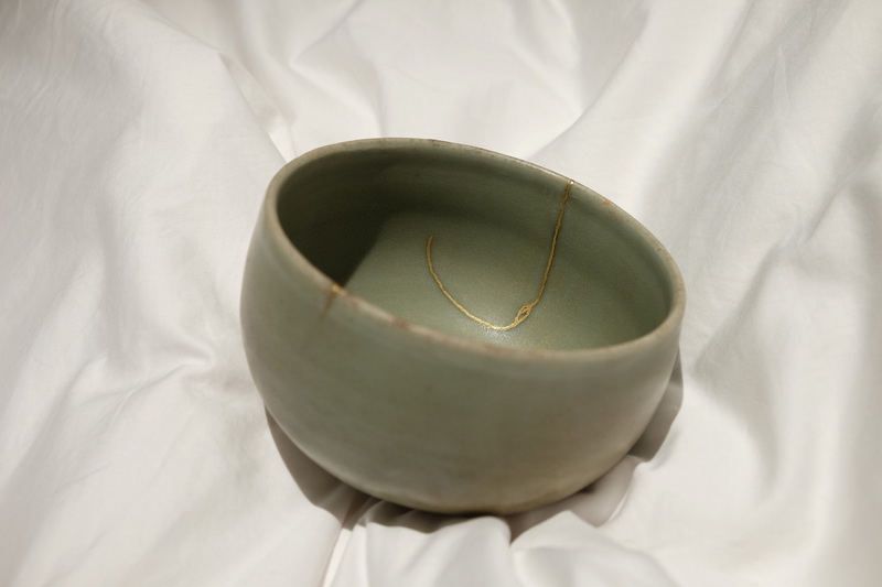 A 600 year-old heirloom bowl from the Sukhothai period that Chayanan repaired in 2018. Photo: Courtesy.