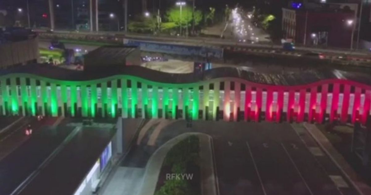 The Jakarta Provincial Government recently lit up a number of pedestrian bridges and main roads in the city with the colors of the Palestinian flag in a show of solidarity with the Middle Eastern state, as hundreds were killed in escalating attacks in the Gaza strip. Pictured is the pedestrian bridge in Senen, Central Jakarta. Photo: Pemprov DKI Jakarta