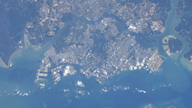 Photo of Singapore taken from space. Photo: @Aki_Hoshide/Twitter
