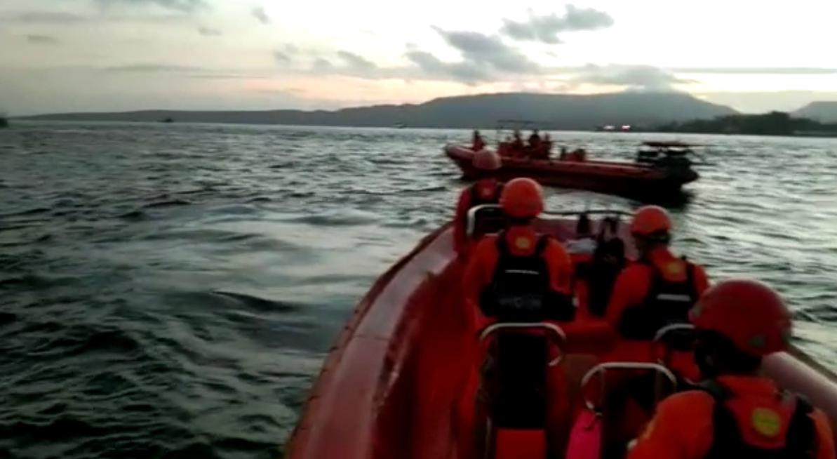Officers from Basarnas Bali launched another search and rescue efforts off the coast of Bali this morning. Photo: Basarnas Bali