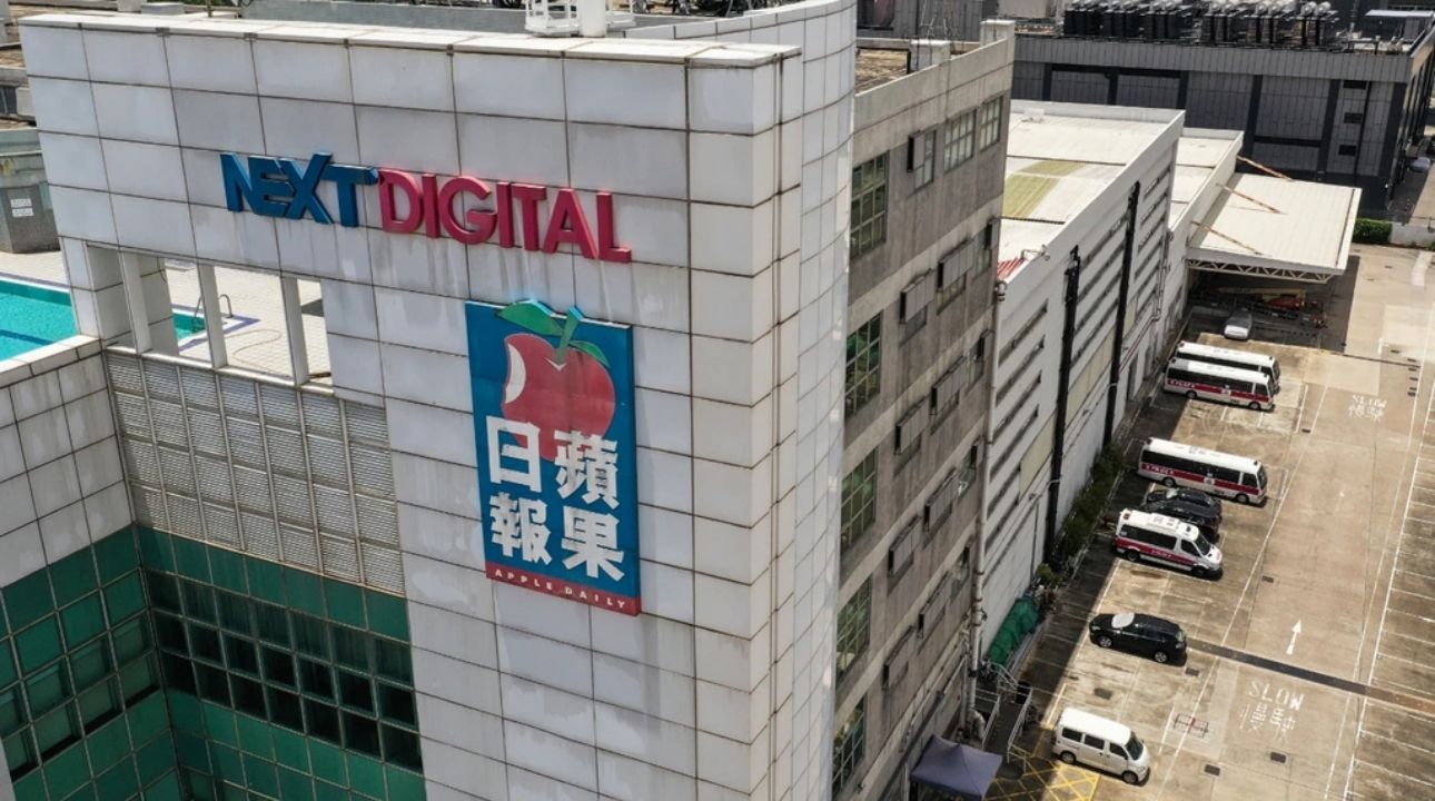 Apple Daily, one of Hong Kong’s biggest newspapers, could shut down altogether come Saturday if authorities do not unfreeze their assets. Photo: Apple Daily
