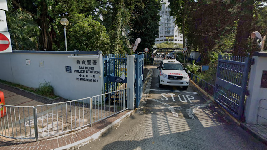 The police officer was on duty in Sai Kung when he misplaced his baton. Photo: Google Street View